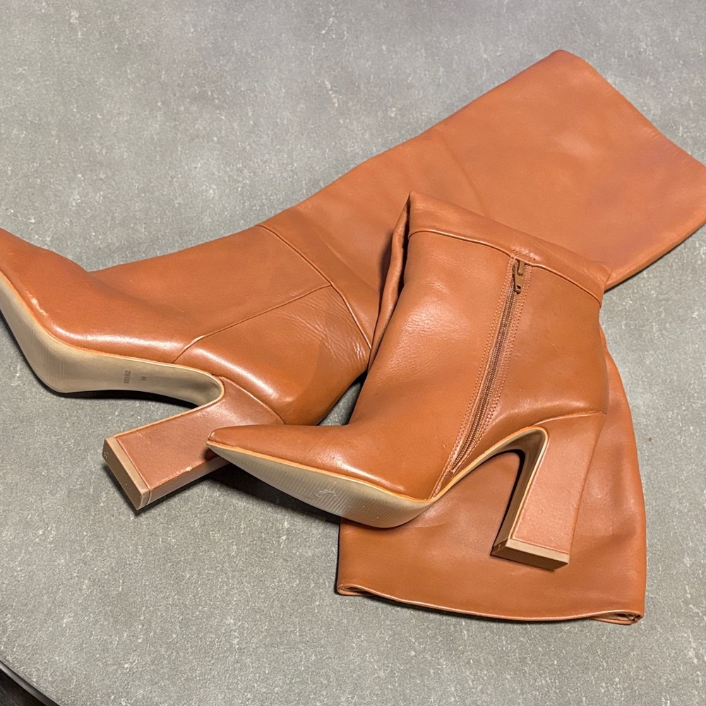 Steve Madden Tan Heeled Boots